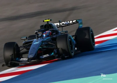 Andrea Kimi Antonelli Mercedes W17 attaque vibreur vitesse essais Bahreïn 2026