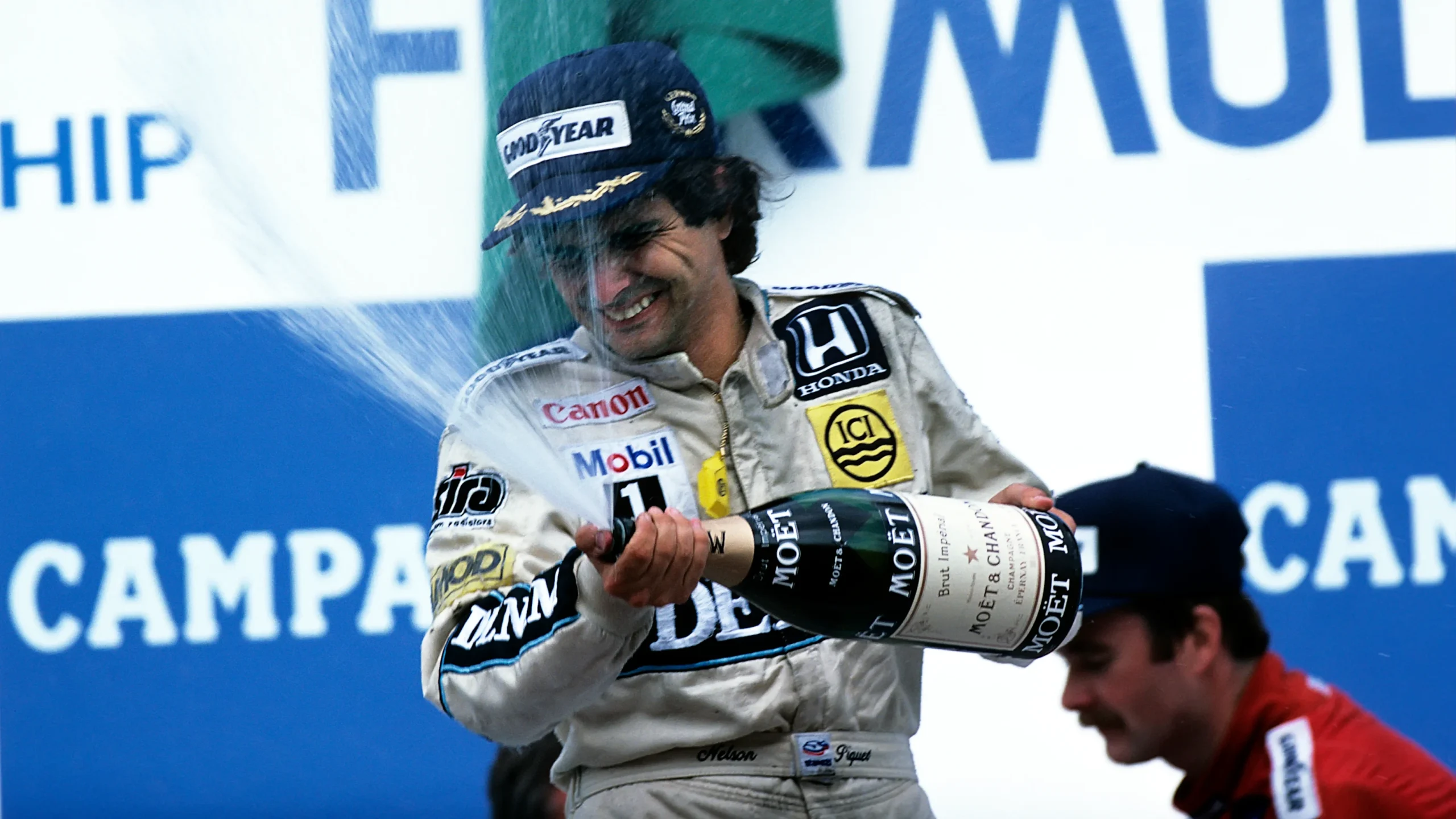 victoire-nelson-piquet-podium-f1-bresil-1986