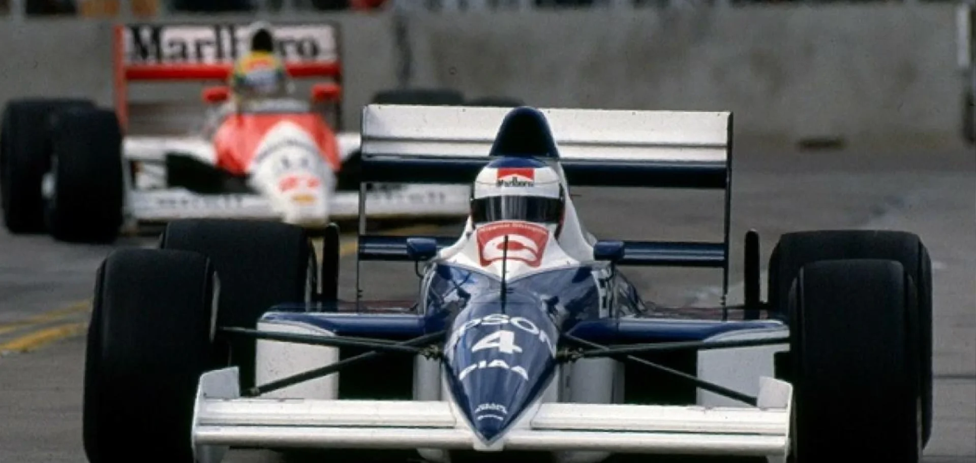 11 mars 1990 : duel serré entre Jean Alesi et Ayrton Senna dans les rues de Phoenix !