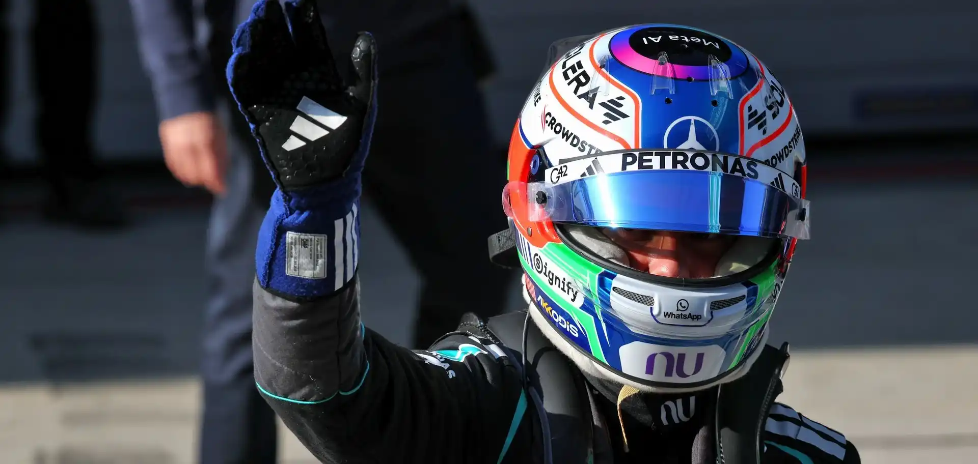 14 mars 2026 : Kimi Antonelli devient le plus jeune poleman de l'histoire de la F1 en décrcochant la pole position du Grand Prix de Chine au volant de sa Mercedes W17