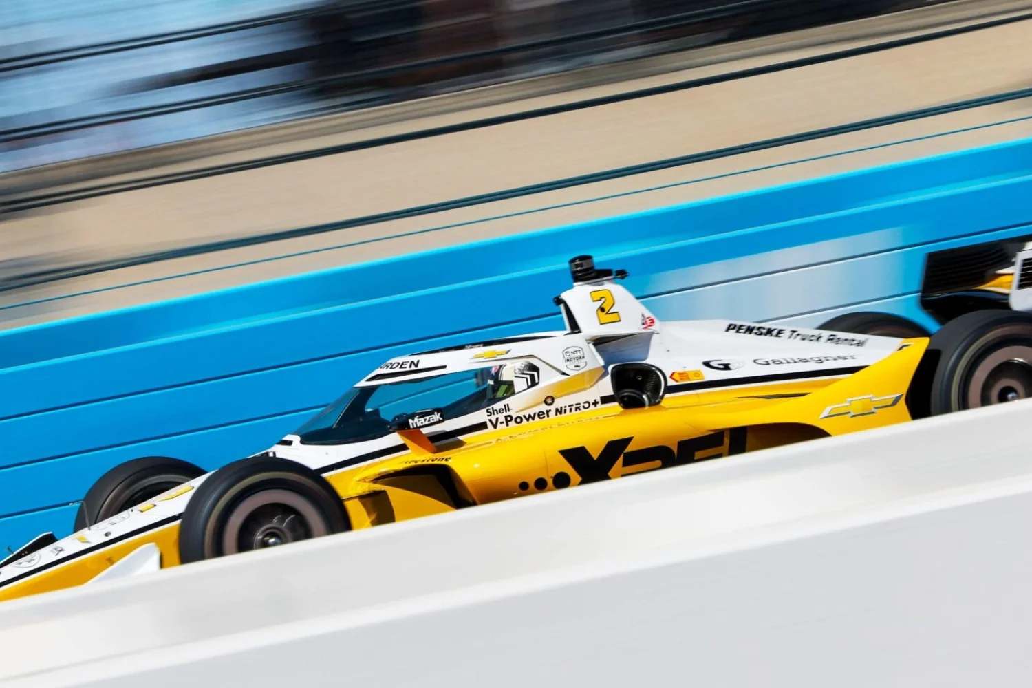 Josef Newgarden (Penske) remporte la manche d'IndyCar à Phoenix