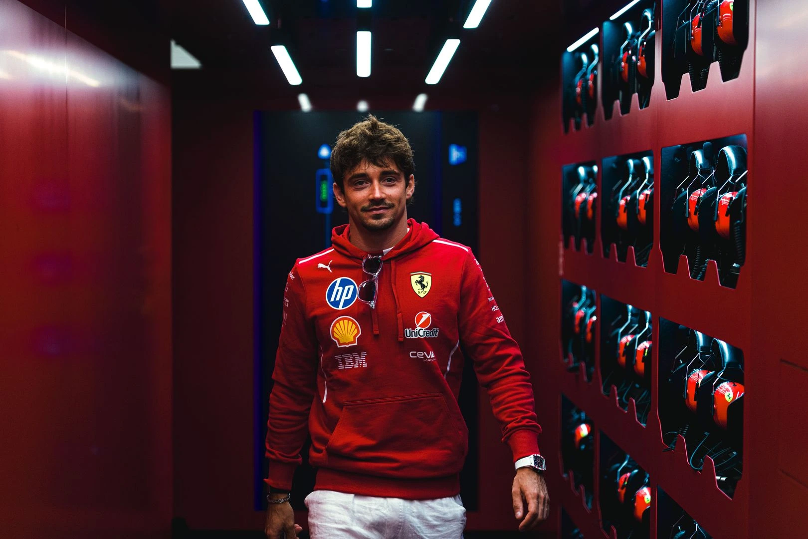 f1-pilote-charles-leclerc-ferrari