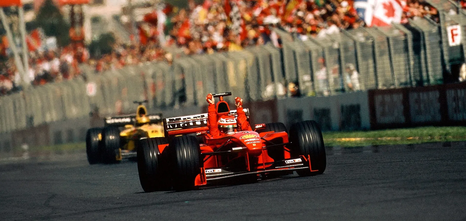 f1-ephemeride-7-mars-irvine-victoire-melbourne 7 mars 1999 : première victoire pour Eddie Irvine (Ferrari) au Grand Prix d'Australie