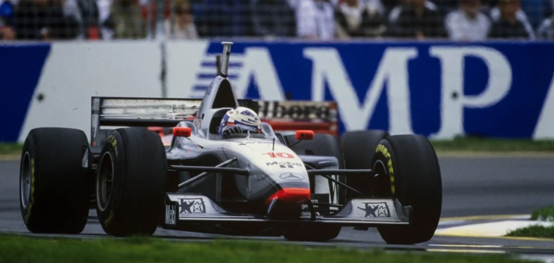 f1-ephemeride-9-mars-1997-coulthard-victoire-australie 9 mars 1997 : victoire David Coulthard (McLaren) au Grand Prix d'Australie à Melbourne