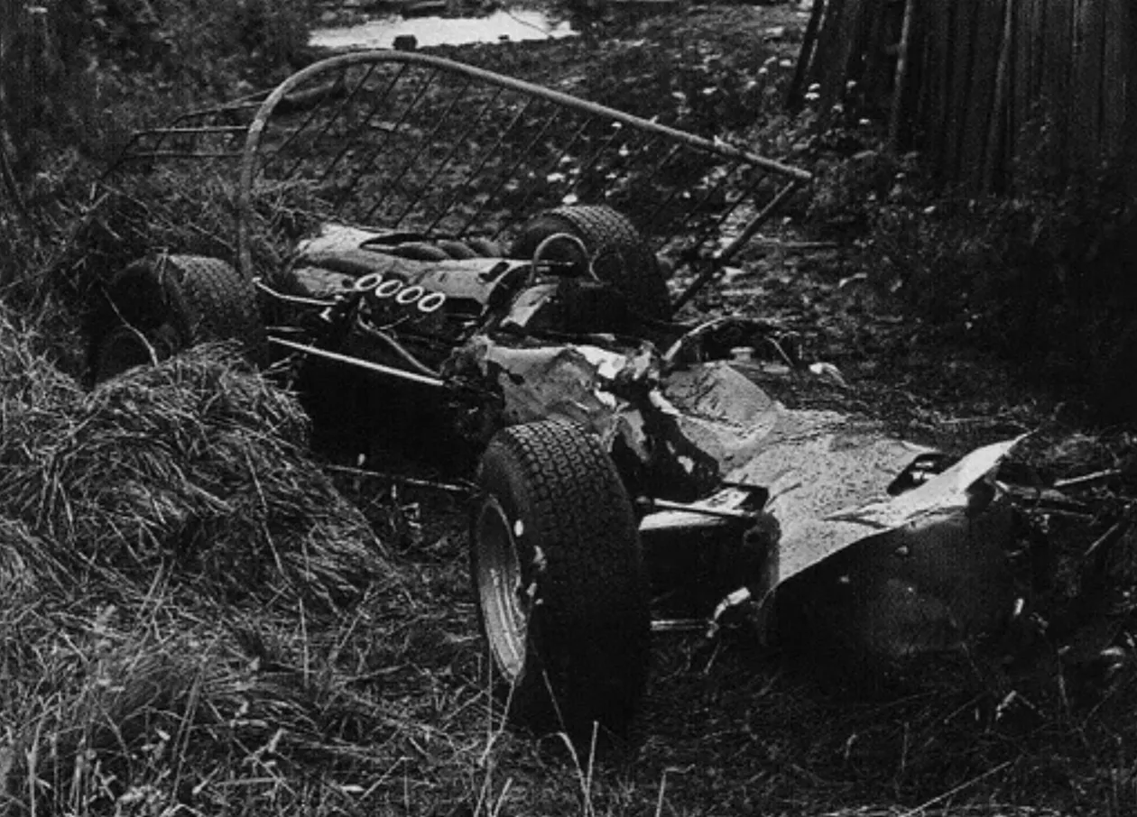 f1-grand-prix-belgique-1966-jackie-stewart-accident F1 - Grand Prix de Belgique 1966 : Accident de Jackie Stewart