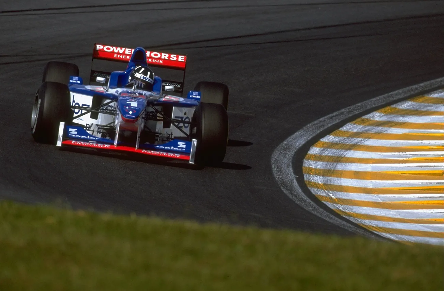 f1-grand-prix-hongrie-1997-damon-hill-arrows-a18 Grand Prix de Hongrie 1997 : Damon Hill Arrows-Yamaha A18