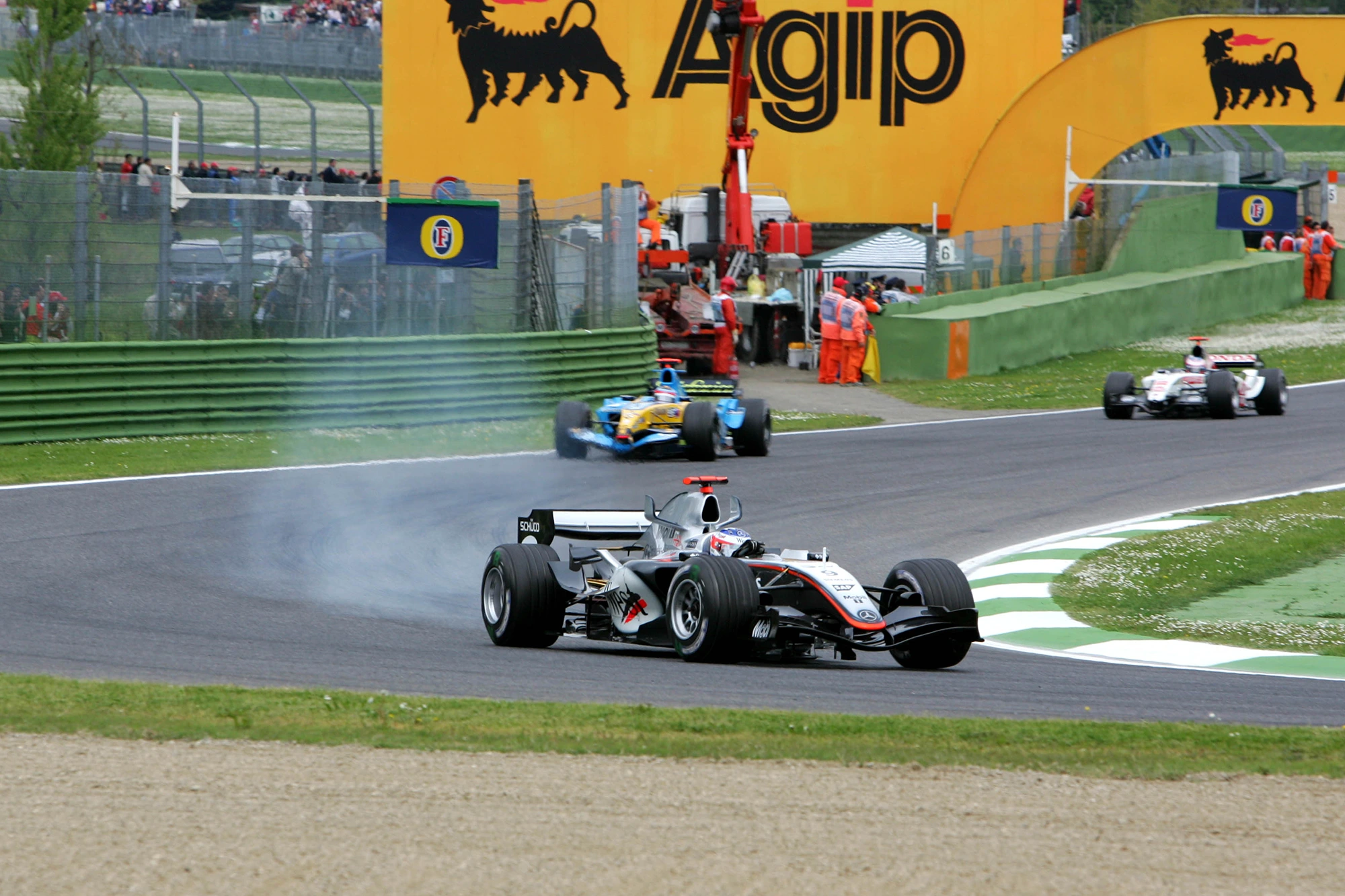 Flashback F1 : Grand Prix d'Imola 2005 : abandon de Raikkonen (McLaren) Flashback F1 : Grand Prix d'Imola 2005 : abandon de Raikkonen (McLaren)