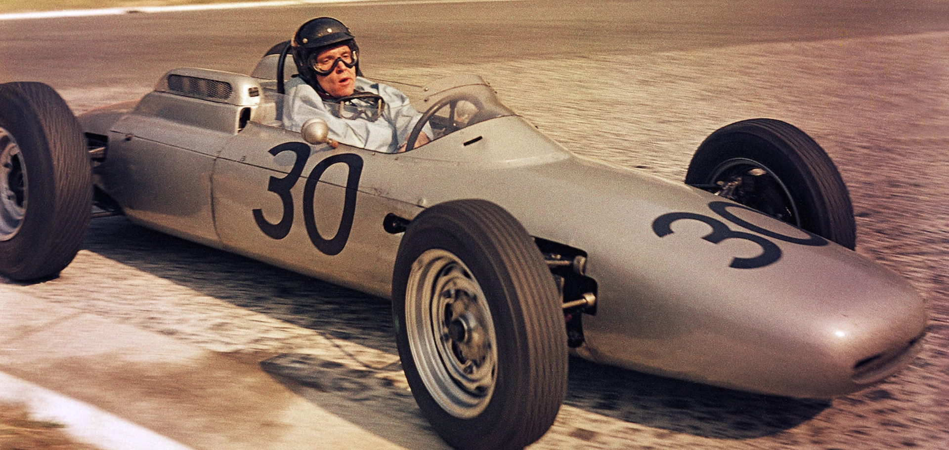 f1-porsche-gurney-rouen-1962-victoire F1 - 8 juillet 1962 ; Dan Gurney signe la première victoire de Porsche en Formule 1 lors du Grand Prix de France