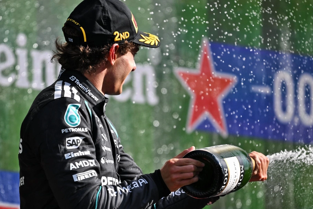 f1-2026-gp-italie-penalite-moteur-antonelli Kimi Antonelli sera pénalisé sur la grille du Grand Prix d'Italie et partira dernier suite à un changement de moteur