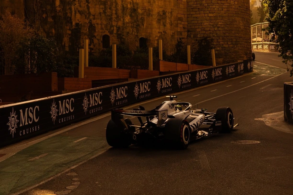 f1-2026-gp-azerbaijan-recap-reactions-pilotes-essais-libres-jeudi Cadillac MAC26 Grand Prix d'Azerbaijan 2026