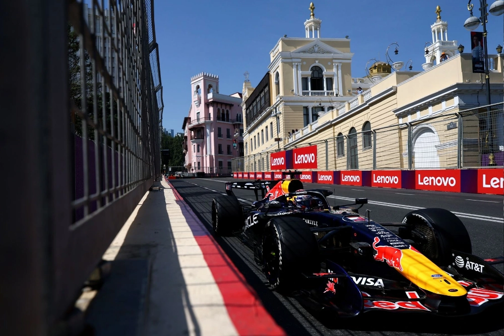 Max Verstappen, meilleur temps des essais libres 3 du Grand Prix d'Azerbaijan 2026