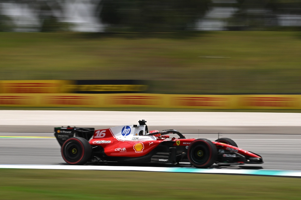 Ferrari SF-26 : Leclerc essais libres Grand Prix de Bahreïn 2026