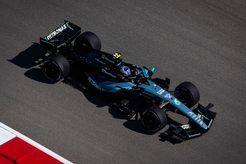 Kimi Antonelli (Mercedes) signe la pole position du Grand Prix des États-Unis 2026.